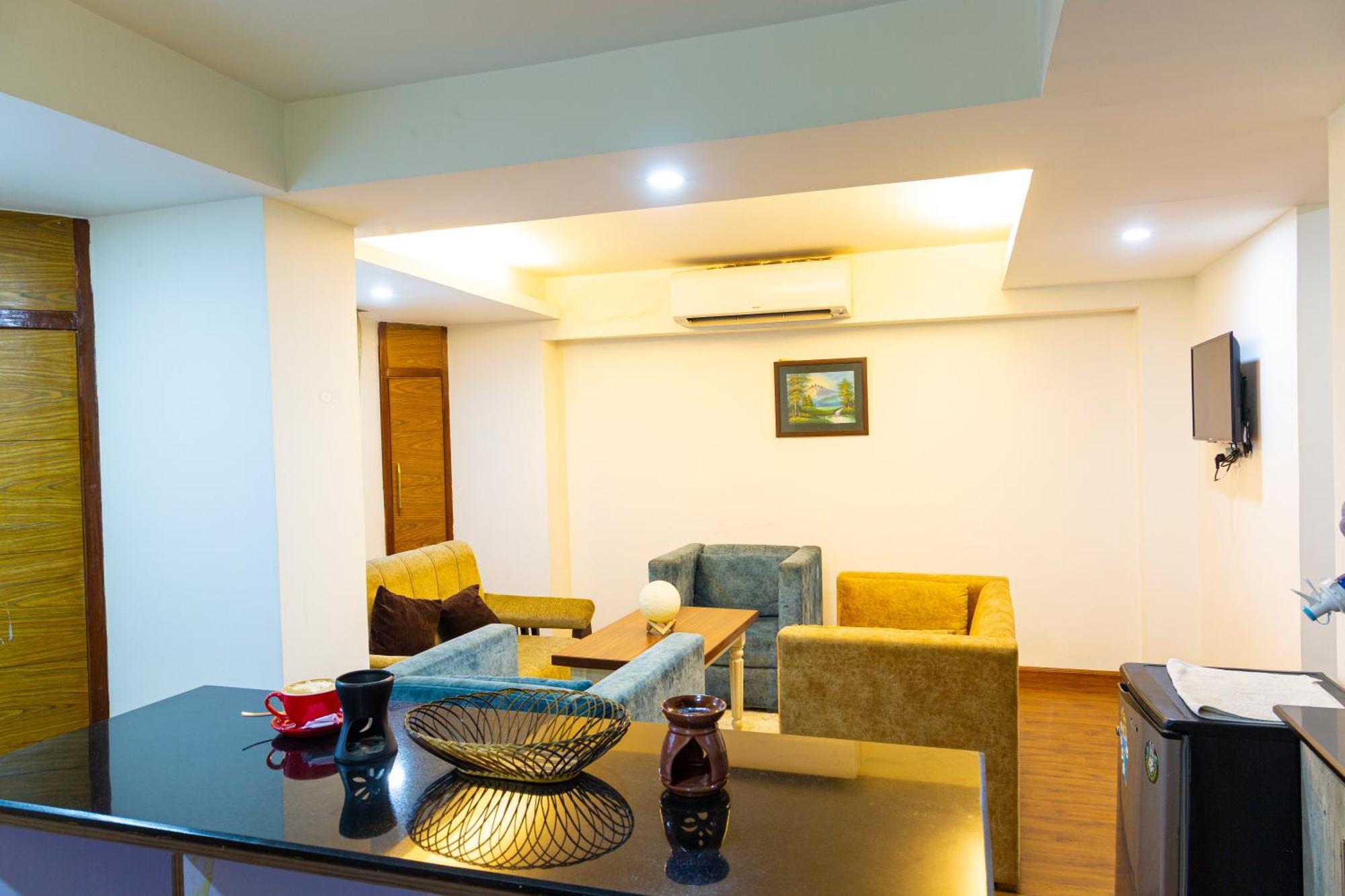 Hotel Tradition & Spa Katmandu Dış mekan fotoğraf